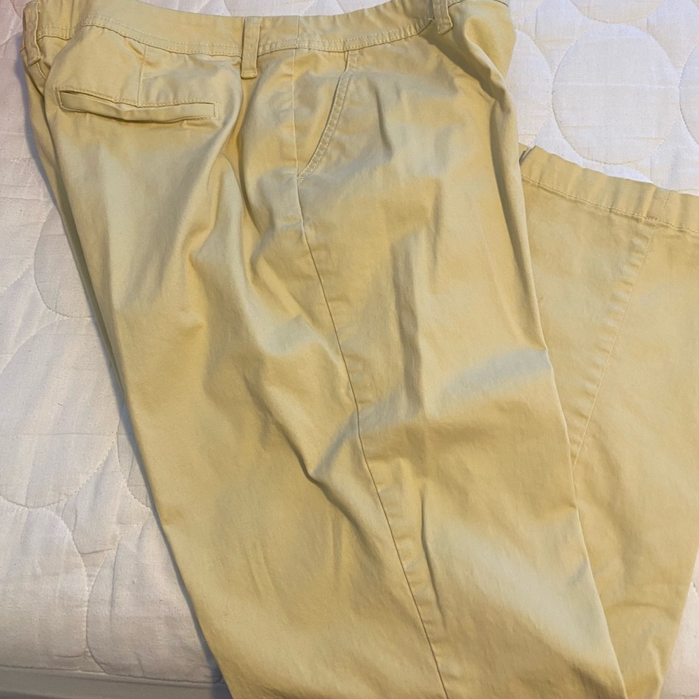 Yellow Pants women’s 12 A New Day 18-106